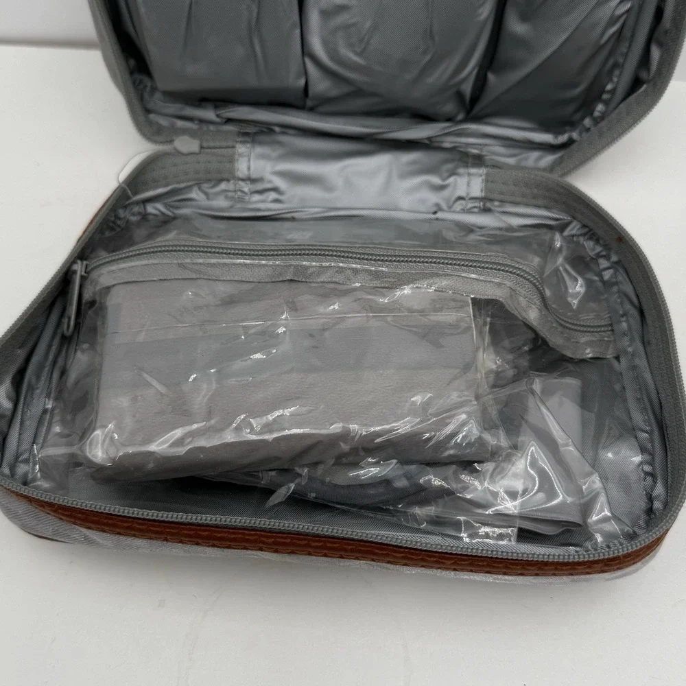 Vintage Brand New United Airlines Amenity Kit Travel Pouch First Class Gray READ